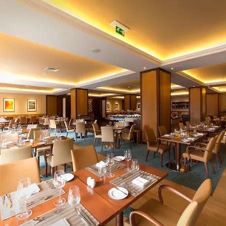 سانا ميتروبوليتان 4*