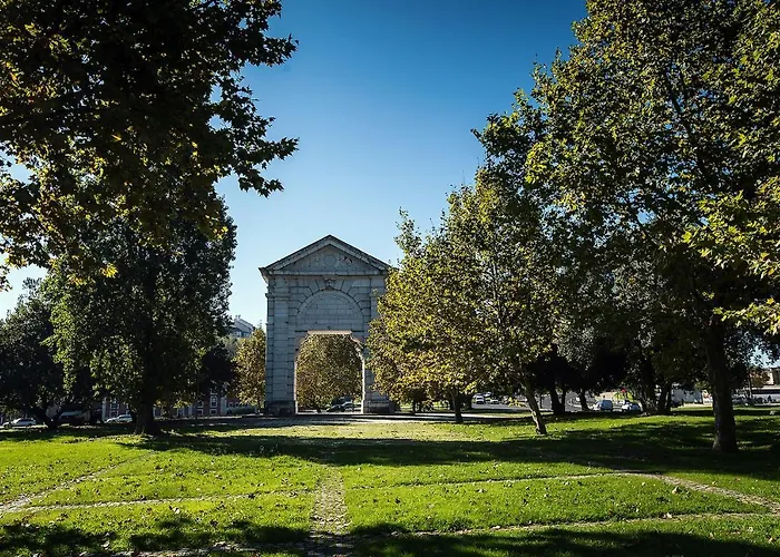 Отель Sana Metropolitan