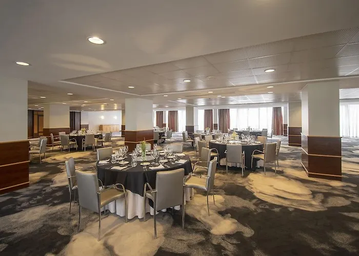 Отель Sana Metropolitan