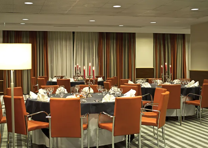 Отель Sana Metropolitan 4*