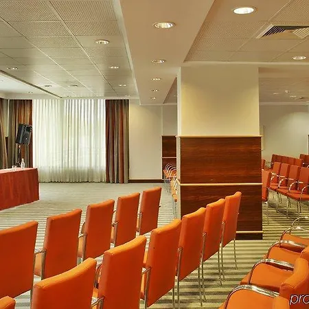 호텔 사나 메트로폴리탄 4*