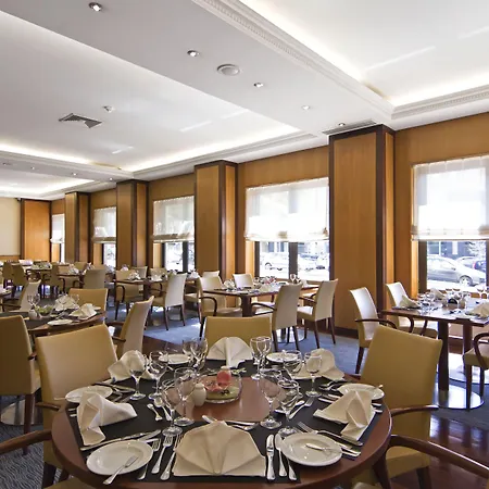 Sana Metropolitan Szálloda