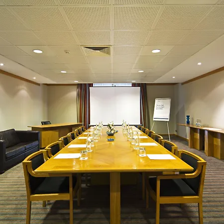 사나 메트로폴리탄 4*